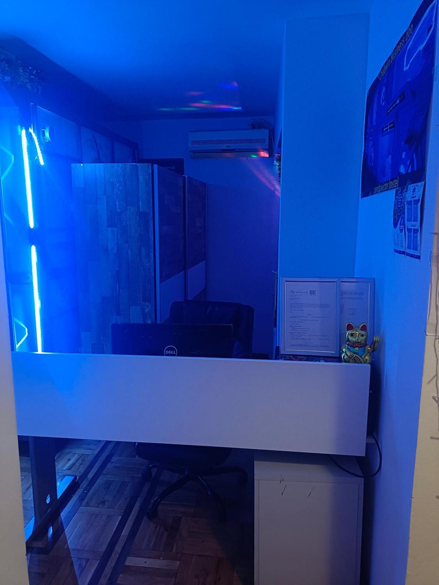 Panda Victor Space Capsule Hostel-Neo Nomad Белград Экстерьер фото